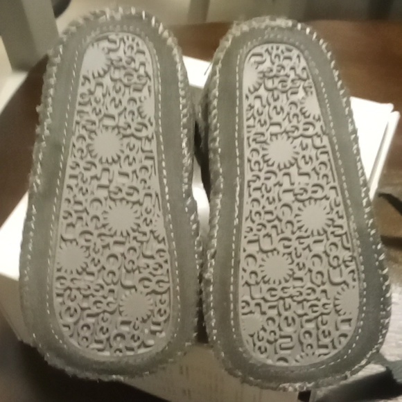 UGG boots - Picture 11 of 13